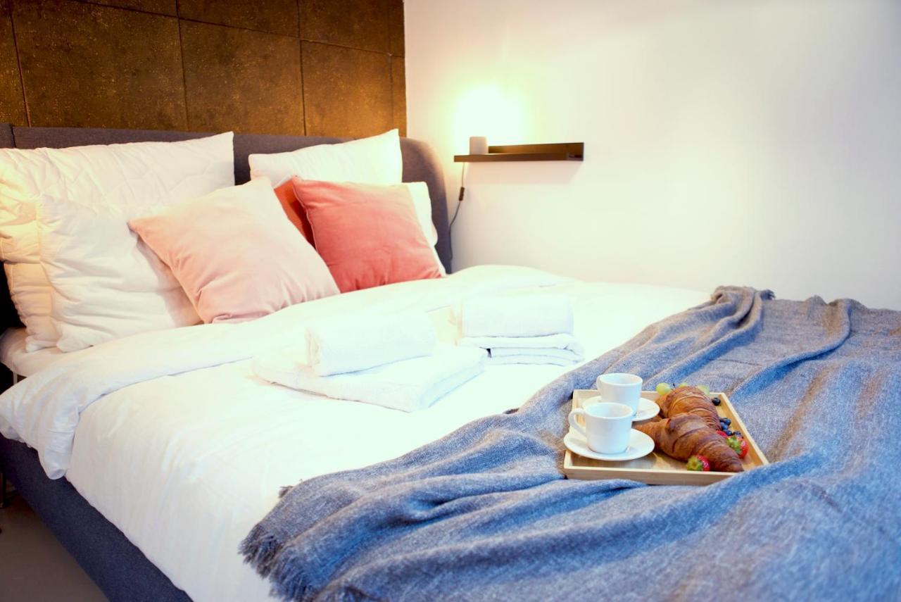 Cinema Apartment Kinowa Warschau Buitenkant foto