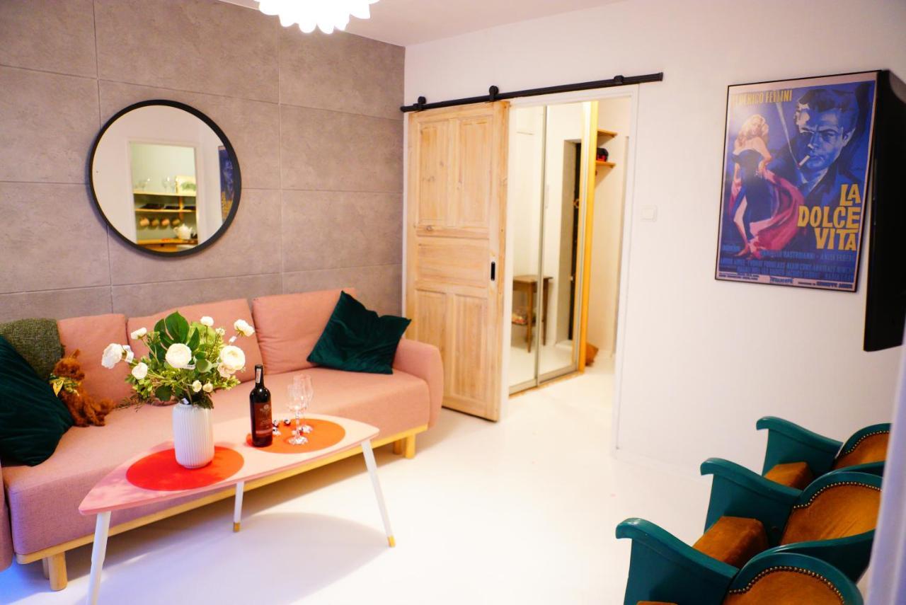 Cinema Apartment Kinowa Warschau Buitenkant foto